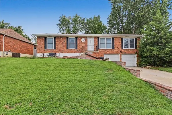 16114 E 41st Street, Independence, MO 64055