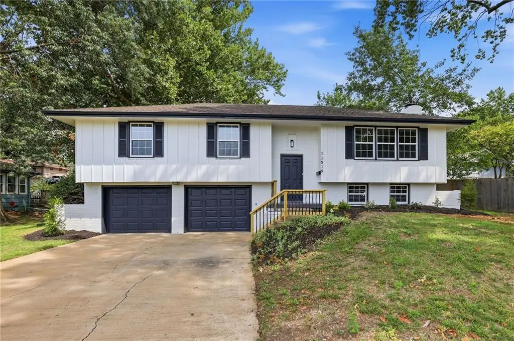11818 E 62nd Terrace, Kansas City, MO 64133 - #1