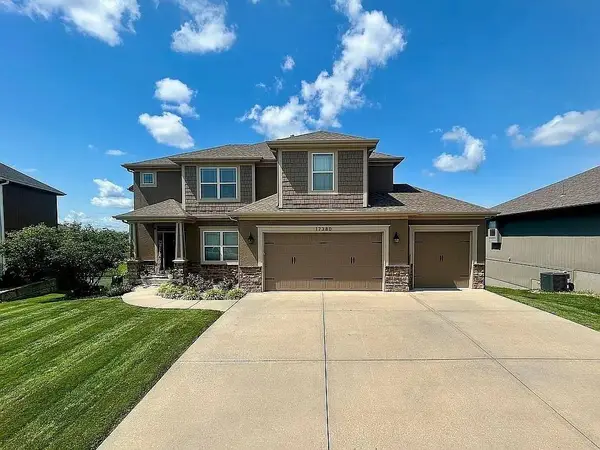 17380 NW 130th Terrace, Platte City, MO 64079