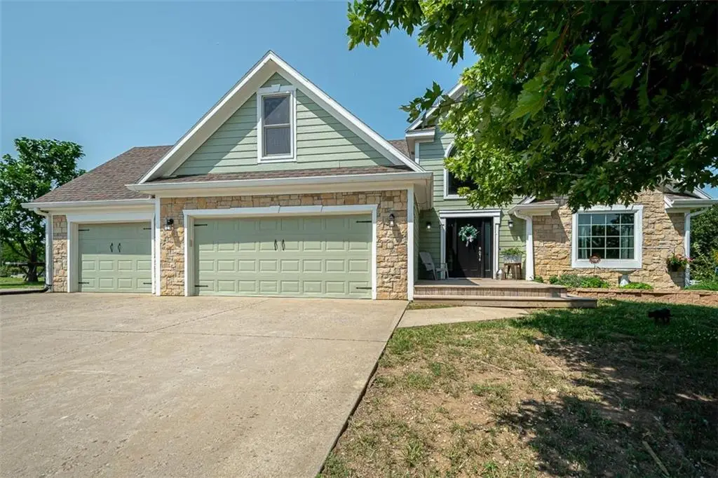 1581 Shawnee Road, Pomona, KS 66076 - #1