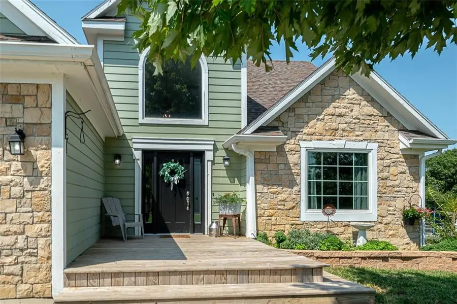1581 Shawnee Road, Pomona, KS 66076 - #3