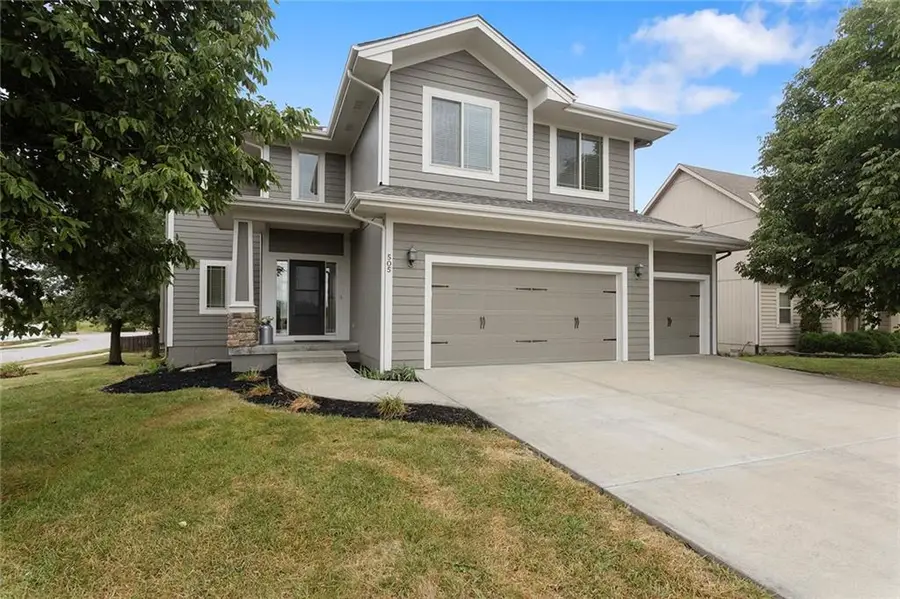 505 SW Webster Drive, Blue Springs, MO 64014 - #2