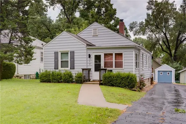 17 W 79th Street, Kansas City, MO 64114