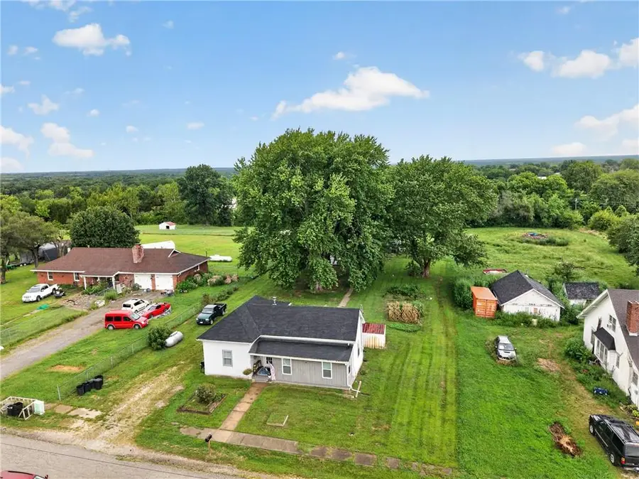 212 W 3rd Street, Rayville, MO 64084 - #3