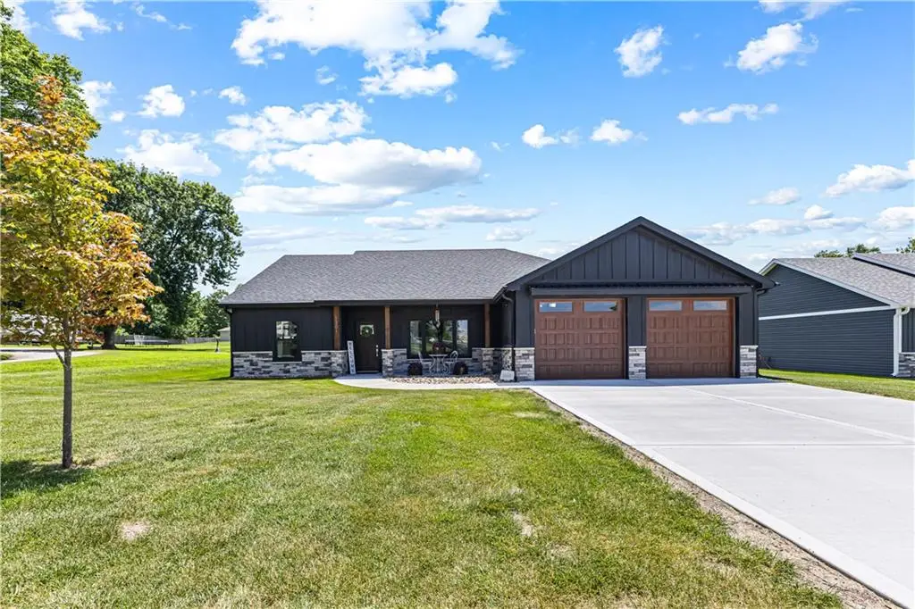 1301 W 4th Street, Cameron, MO 64429 - #1