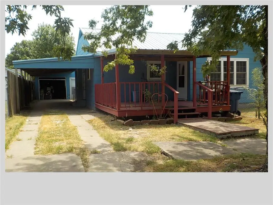307 W North Street, Coffeyville, KS 67337 - #3