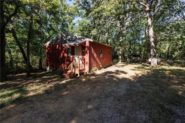 2749 White Oak Drive, Fall River, KS 67047