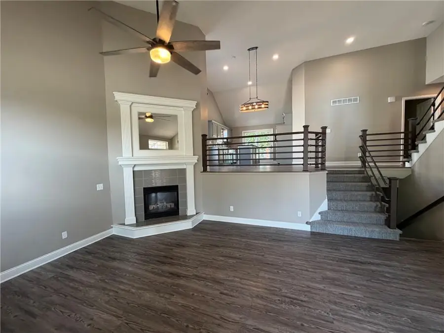 908 SE 15th Street, Lees Summit, MO 64081 - #3