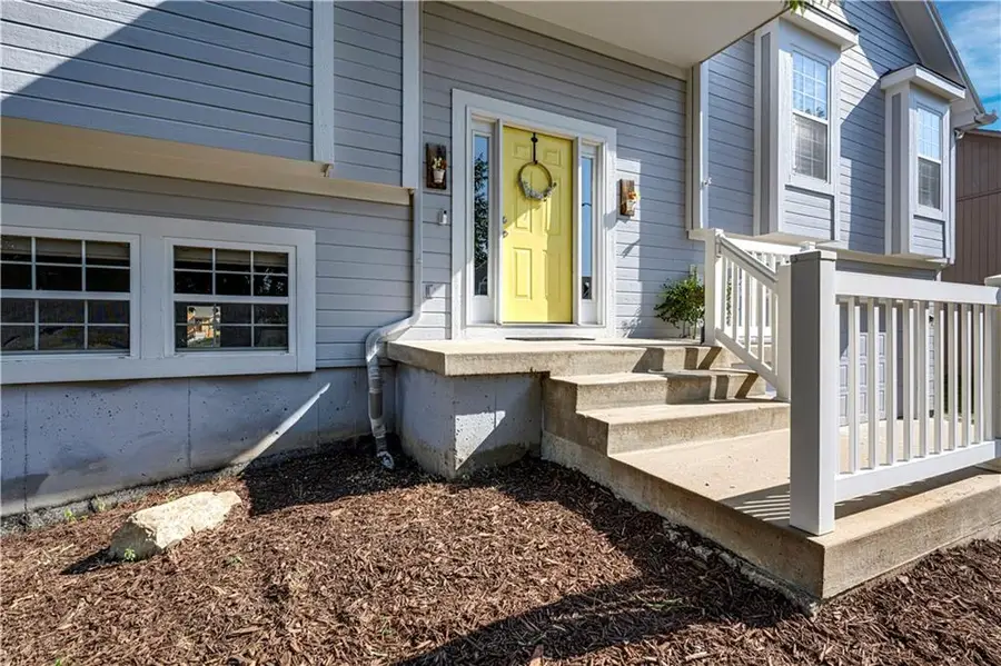 713 S Meadowbrook Street, Gardner, KS 66030 - #2
