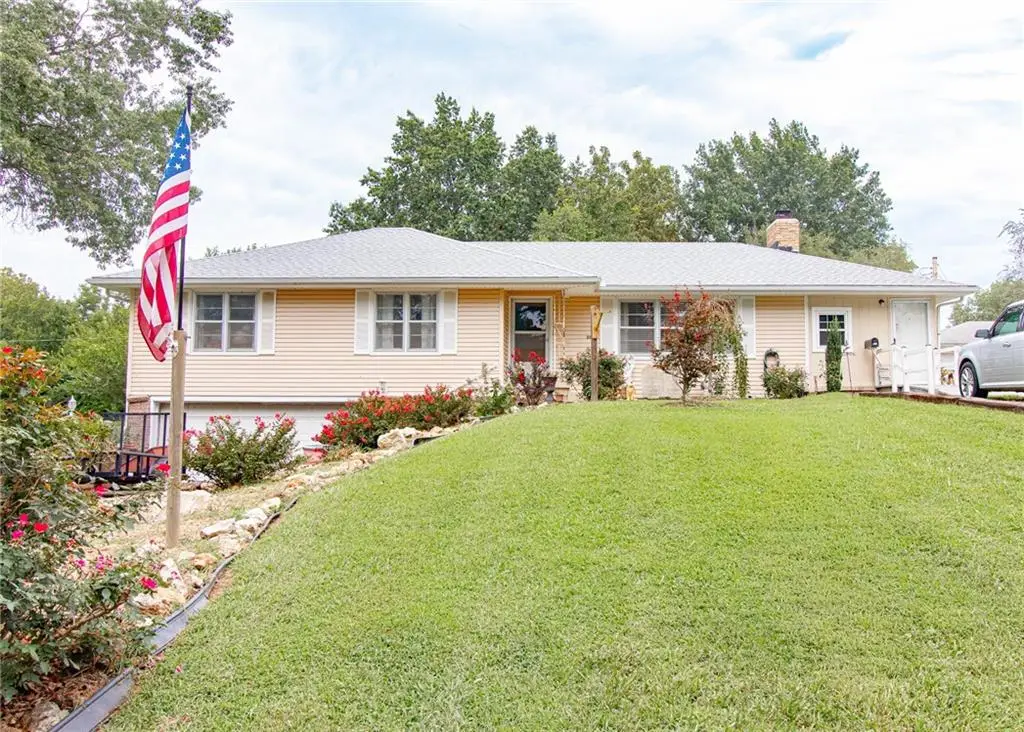 204 W 16th Street, Holden, MO 64040 - #1