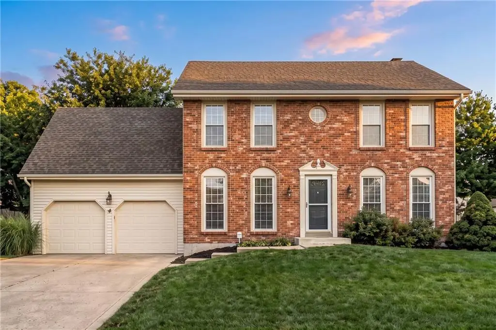 3907 NE Clearbrook Drive, Lees Summit, MO 64064 - #1