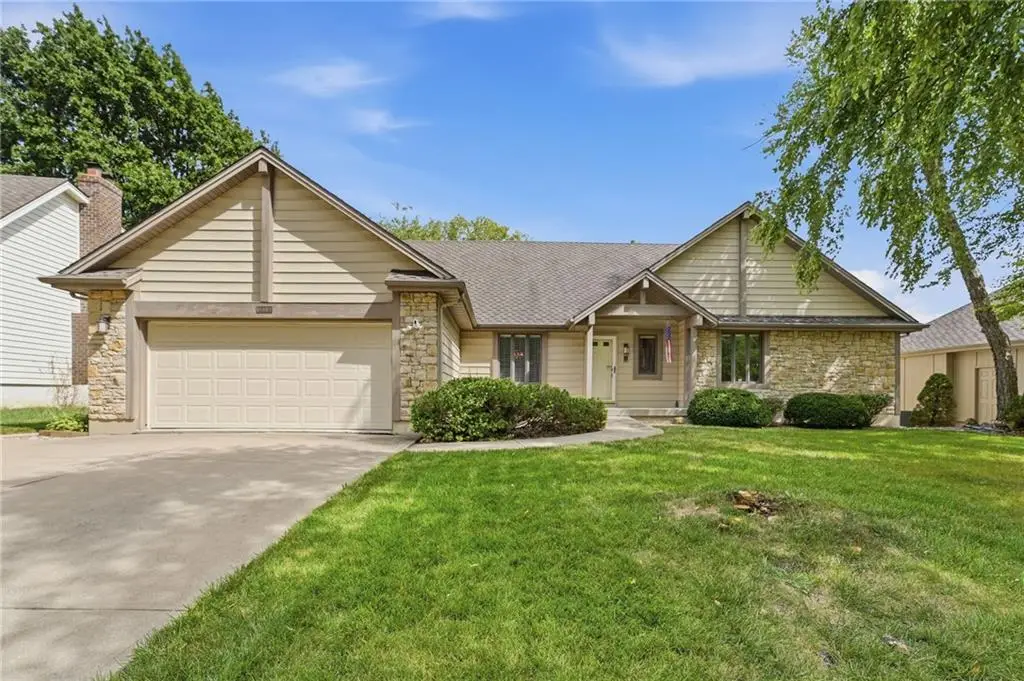 1633 NE Thames Drive, Lees Summit, MO 64086 - #1