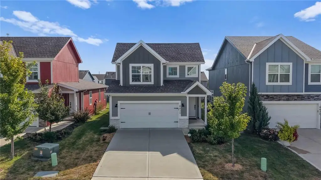 8820 SW 9th Street, Blue Springs, MO 64064 - #1