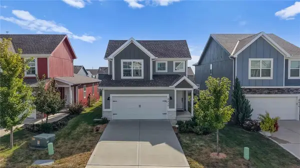 8820 SW 9th Street, Blue Springs, MO 64064
