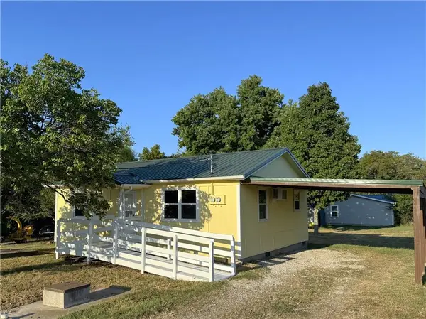 14 Cypress Lane, Linn Valley, KS 66040