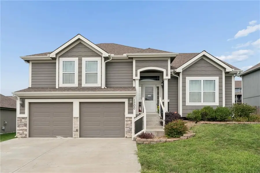 1700 Chestnut Street, Kearney, MO 64060 - #3