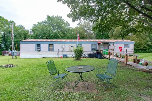 125 NE 641st Road, Knob Noster, MO 65336