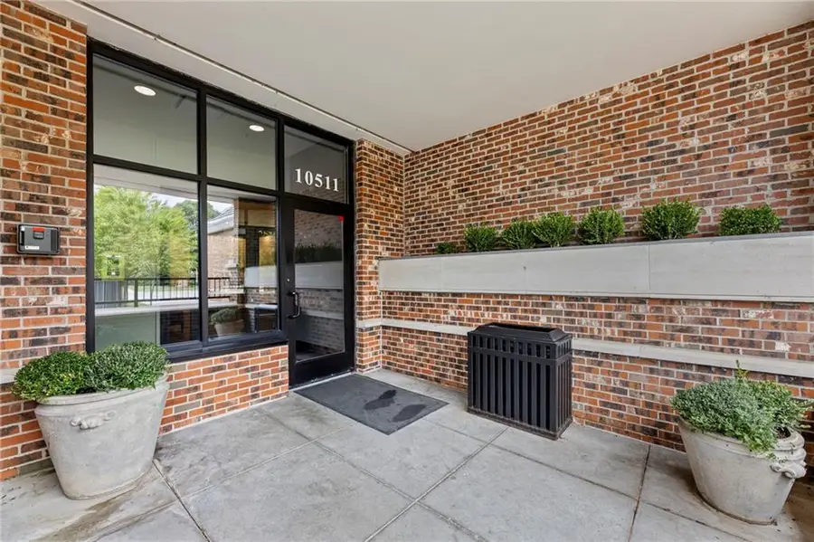 10511 Mission Road #302, Leawood, KS 66206 - #3