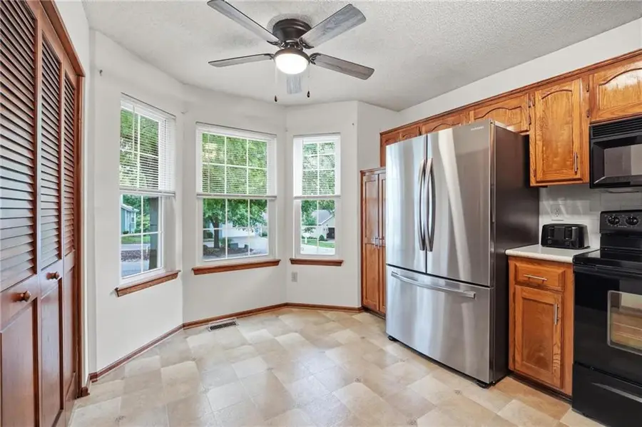 17103 E 45th Street S, Independence, MO 64055 - #2