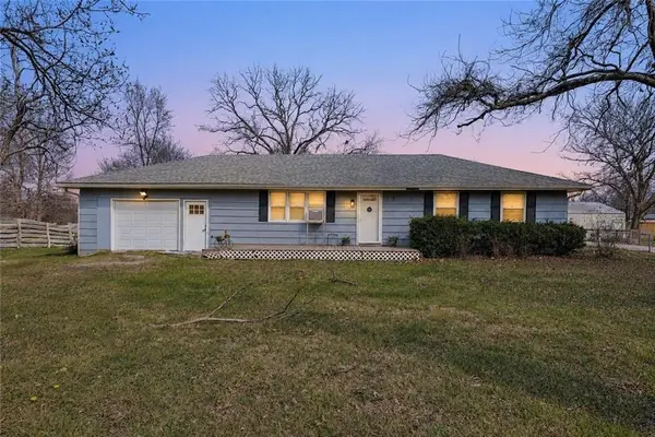 529 N 5 Street, Lacygne, KS 66040