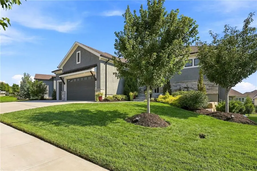 17401 Richards Street, Overland Park, KS 66221 - #3