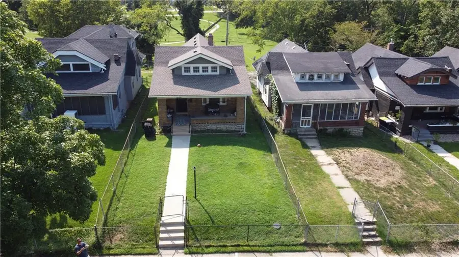 5126 Olive Street, Kansas City, MO 64130 - #3