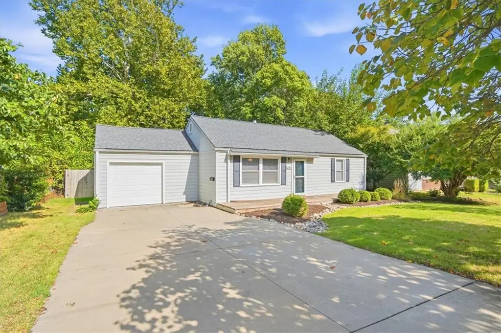 5051 Buena Vista Street, Roeland Park, KS 66205 - #1