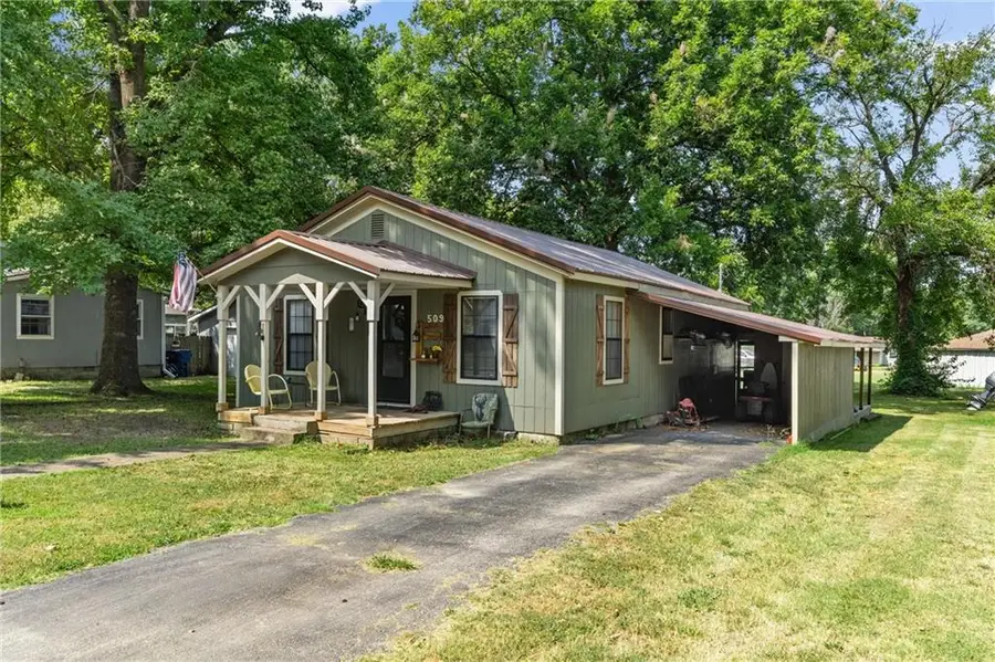 509 N State Street, Caney, KS 67333 - #2