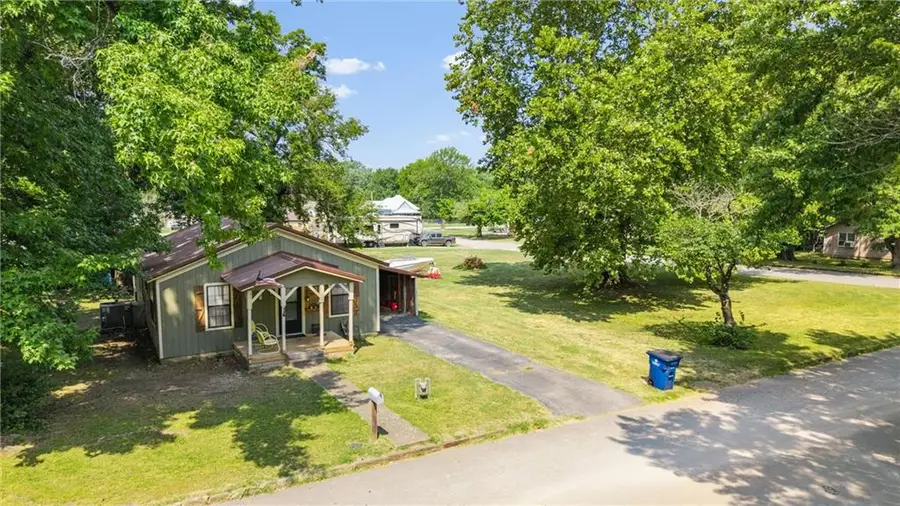 509 N State Street, Caney, KS 67333 - #3