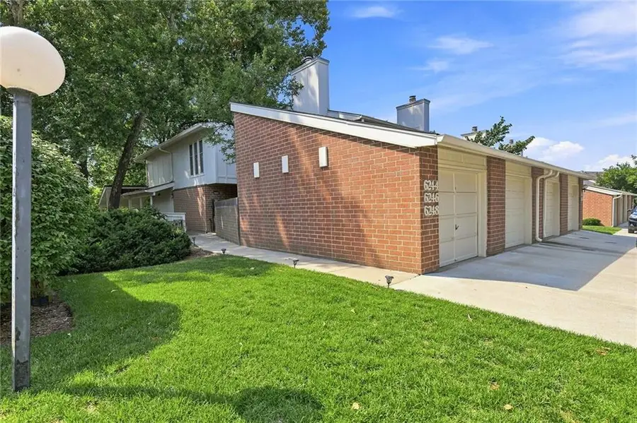 6244 Rosewood Street, Mission, KS 66205 - #2