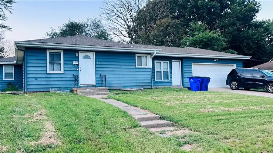 509 SE Browning Avenue, Lees Summit, MO 64063 - #3