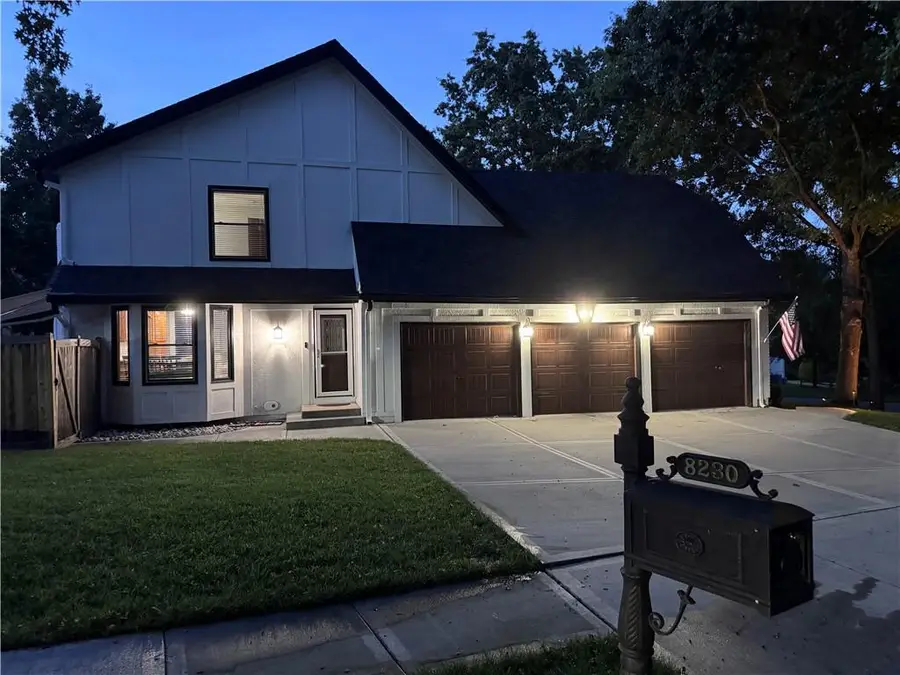 8230 W 99th Street, Overland Park, KS 66212 - #2