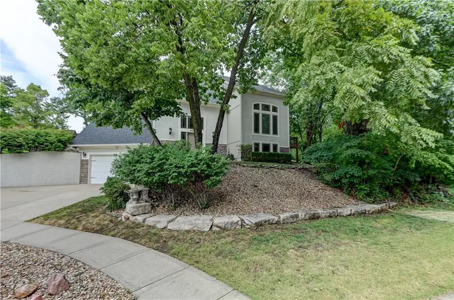 4108 NW 73rd Street, Kansas City, MO 64151 - #2