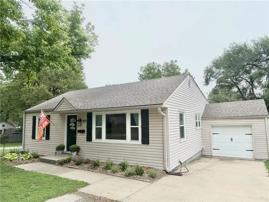 5531 Reeds Road, Mission, KS 66202 - #2