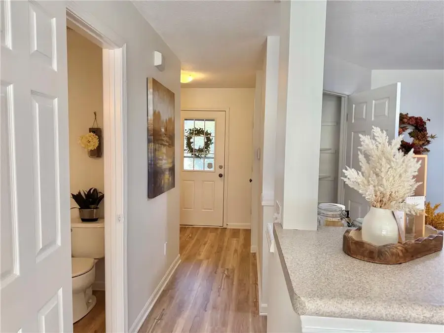 5402 N Fairmount Avenue, Kansas City, MO 64118 - #2