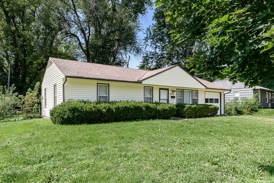 8213 Ruskin Way, Kansas City, MO 64134 - #2