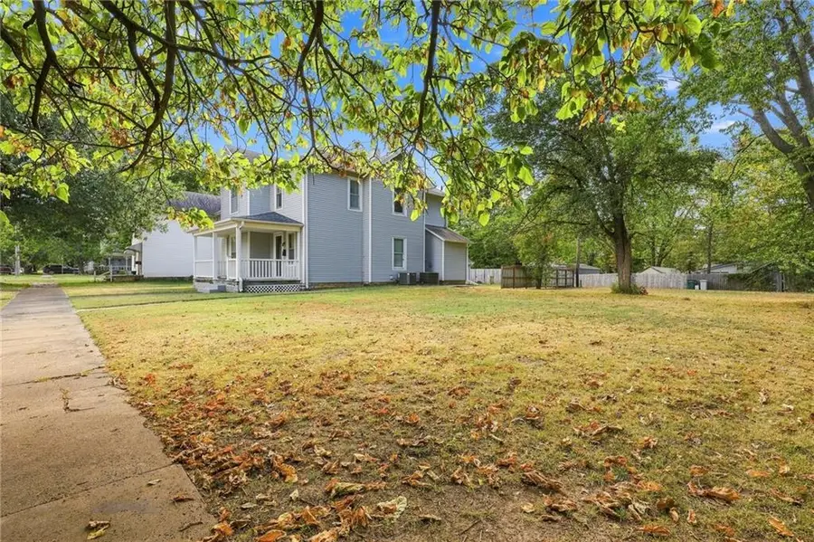 320 S Holbrook Street, Fort Scott, KS 66701 - #2