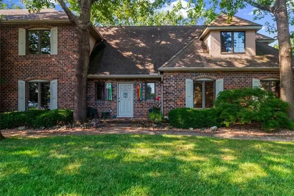 4900 Whitney Drive, Independence, MO 64055
