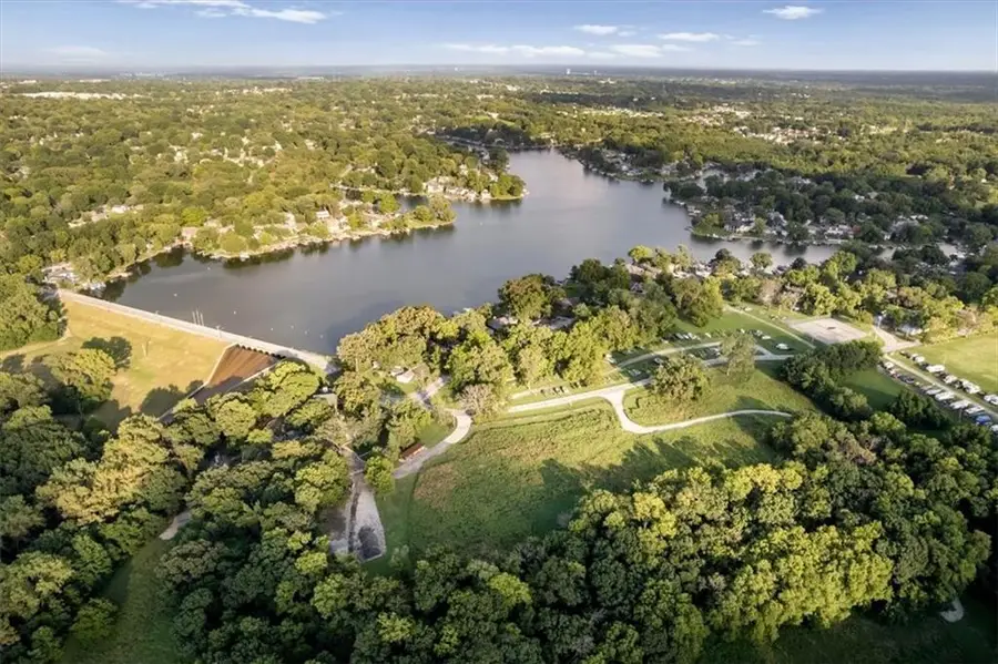 267 & 266 SW Tapawingo Lane, Blue Springs, MO 64015 - #2