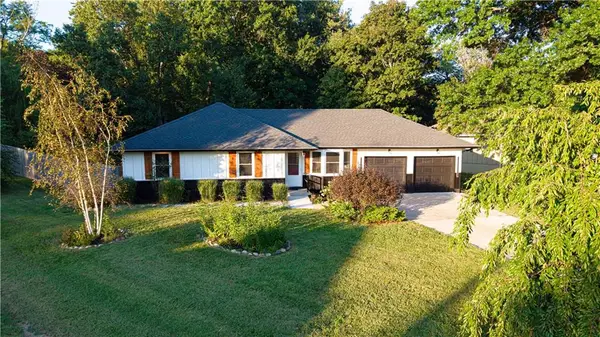 2 E 127th Terrace, Kansas City, MO 64145