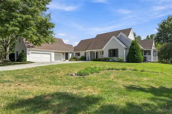 17835 Bluejacket Street, Overland Park, KS 66221