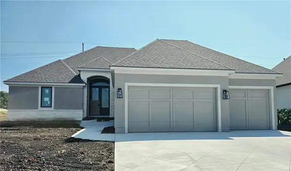 10301 W 151 Place, Overland Park, KS 66221