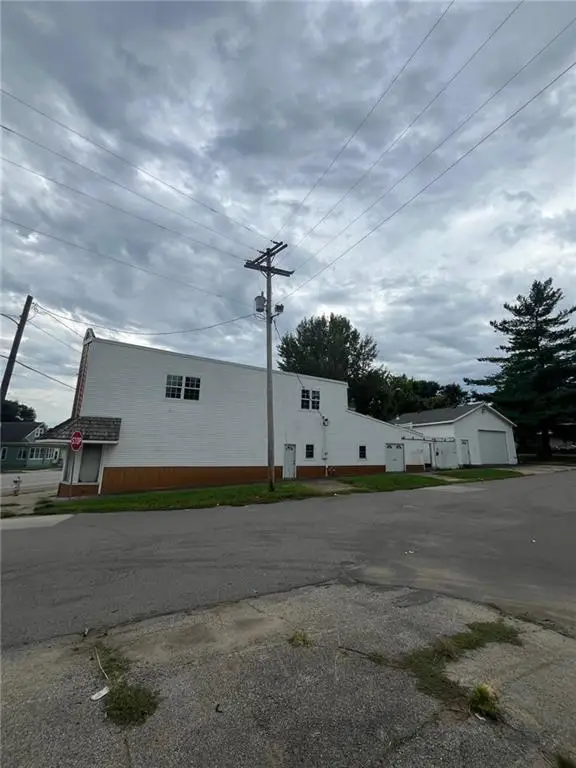 3026 Saint Joseph Avenue, Saint Joseph, MO 64505 - #3