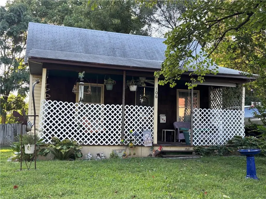 106 S Park Avenue, Independence, MO 64050 - #2