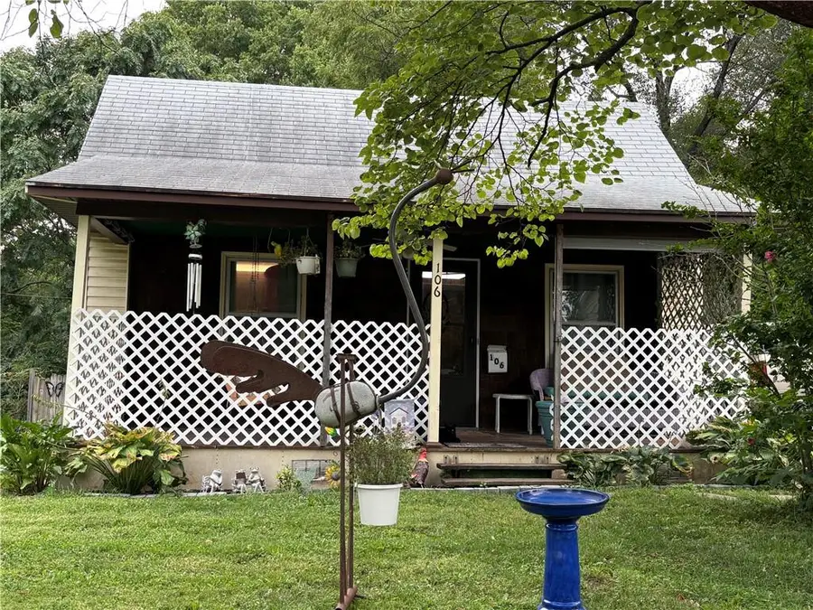 106 S Park Avenue, Independence, MO 64050 - #3