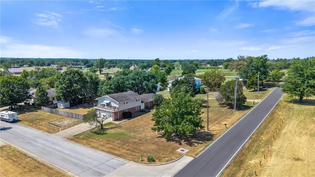 1901 Stark Street, Coffeyville, KS 67333 - #1