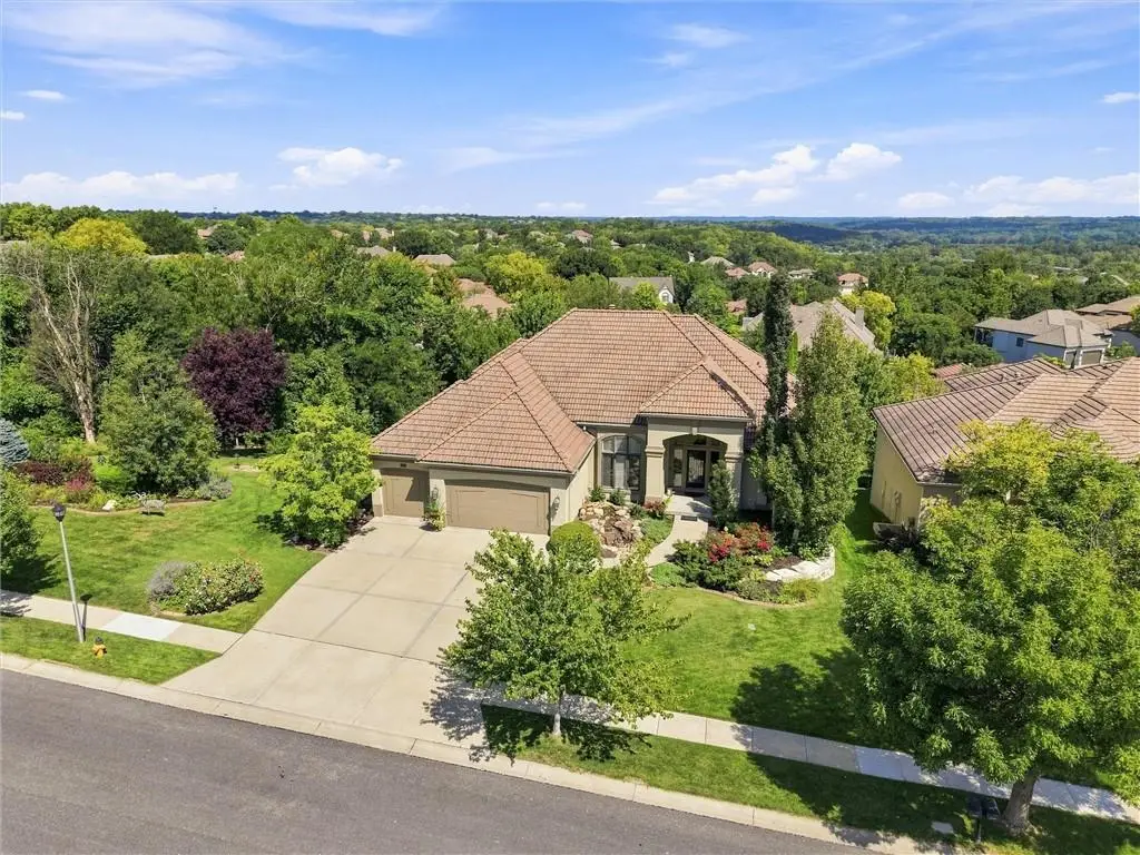 20230 W 90th Terrace, Lenexa, KS 66220 - #1