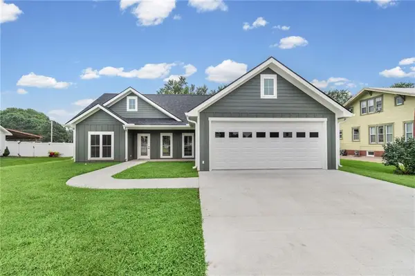 102 E 4th Street, Norborne, MO 64668