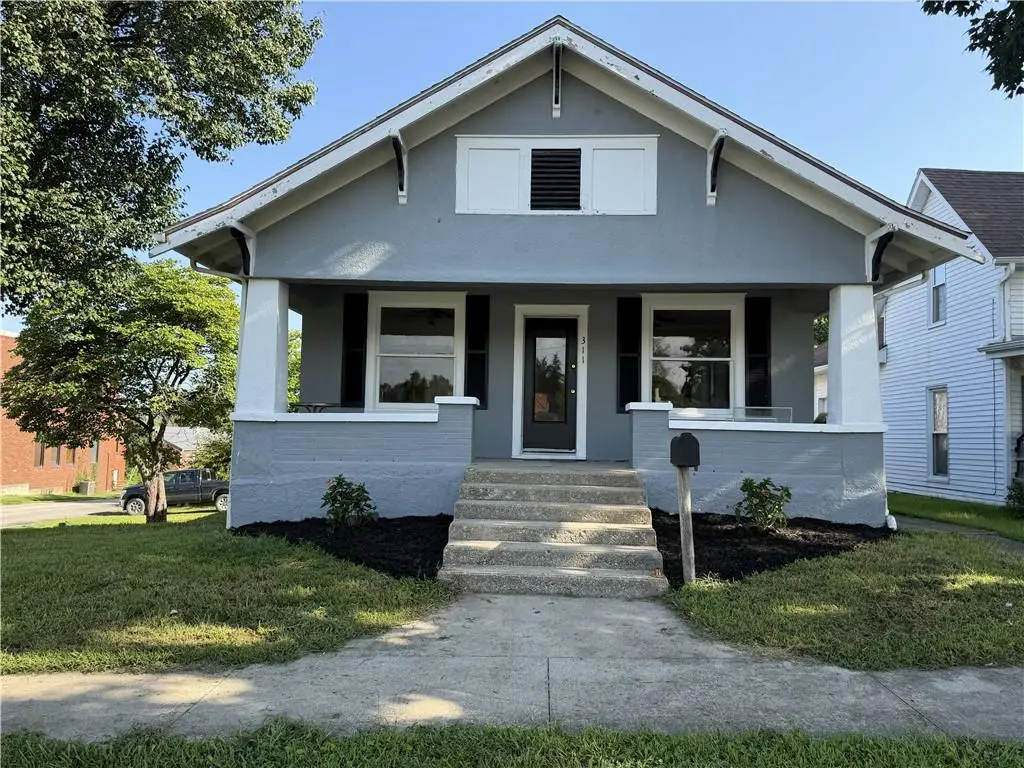 311 W Grand Street, Gallatin, MO 64640 - #1