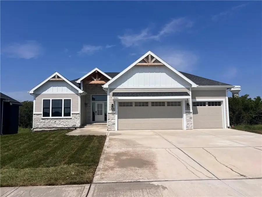 16264 Baxter Street, Gardner, KS 66030 - #2